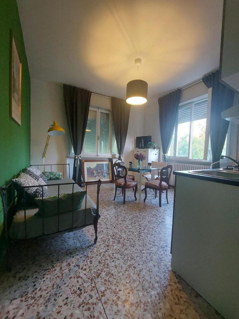 Sauro 43 Apartment Pisa Bagian luar foto